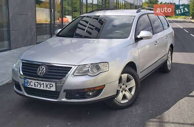 Универсал Volkswagen Passat 2008 в Вараше