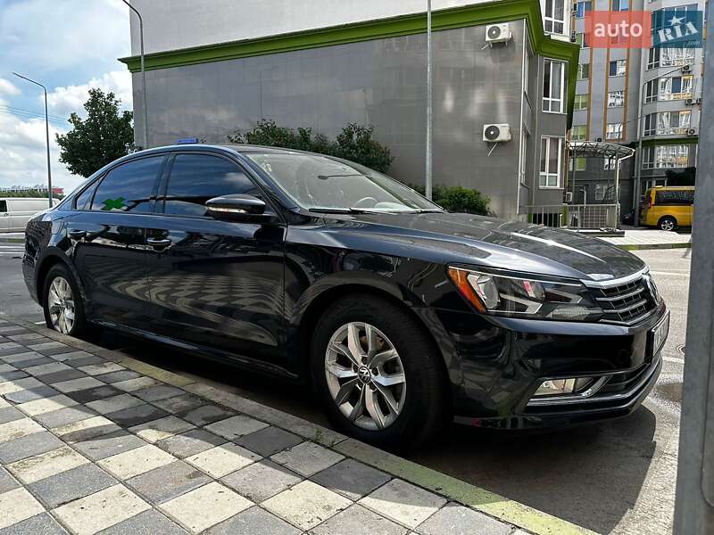 Седан Volkswagen Passat 2018 в Києві фото 16 Седан Volkswagen Passat 2018 в Києві