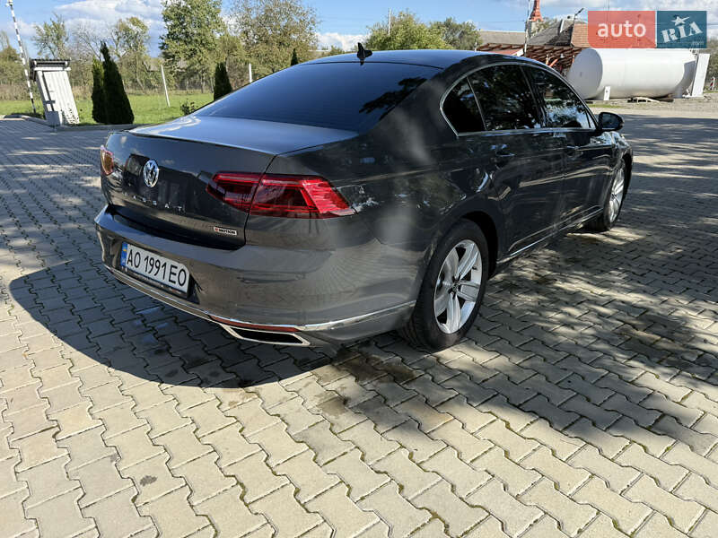 Седан Volkswagen Passat 2020 в Виноградове