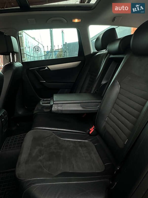 Універсал Volkswagen Passat 2010 в Харкові