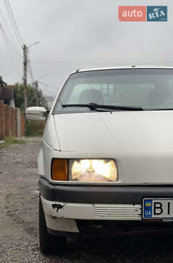 Седан Volkswagen Passat 1988 в 