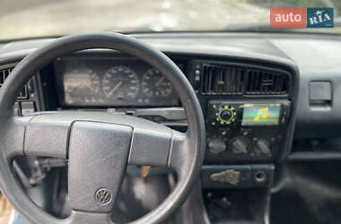 Седан Volkswagen Passat 1988 в 