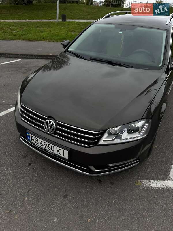Универсал Volkswagen Passat 2012 в Виннице