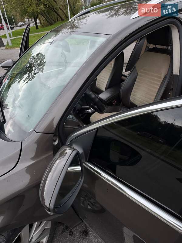 Универсал Volkswagen Passat 2012 в Виннице