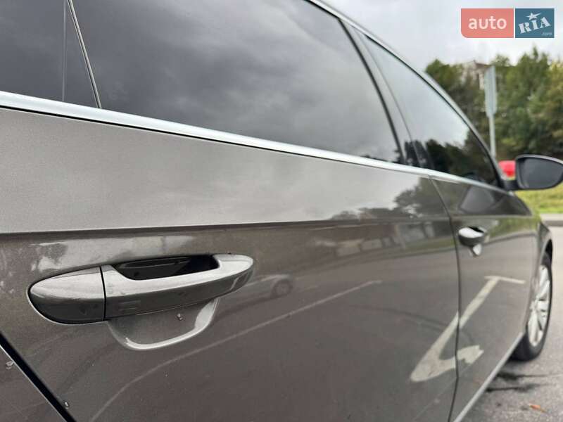 Универсал Volkswagen Passat 2012 в Виннице