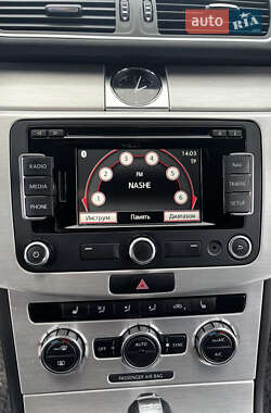 Универсал Volkswagen Passat 2013 в 