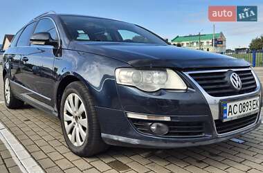 Універсал Volkswagen Passat 2008 в Нововолинську