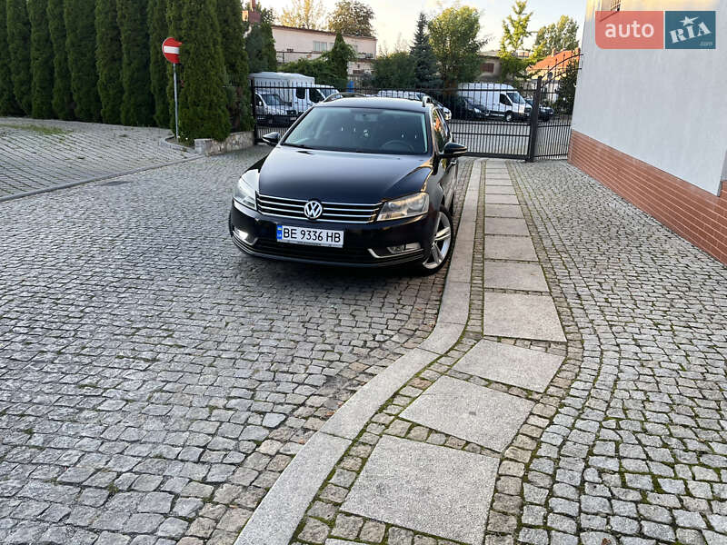 Універсал Volkswagen Passat 2010 в Львові