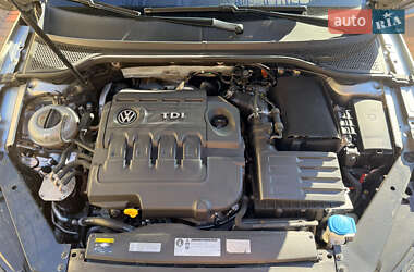 Универсал Volkswagen Passat 2015 в 