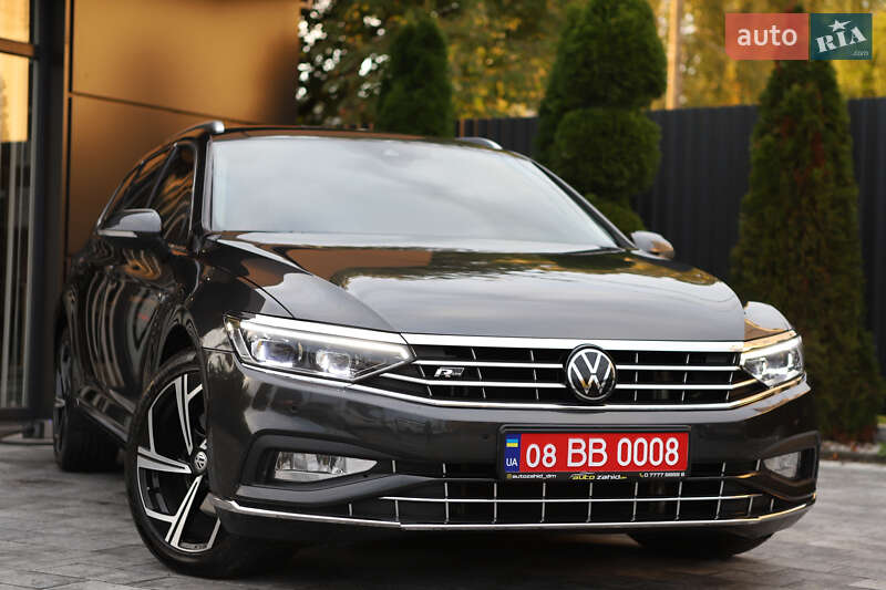 Volkswagen Passat 2023