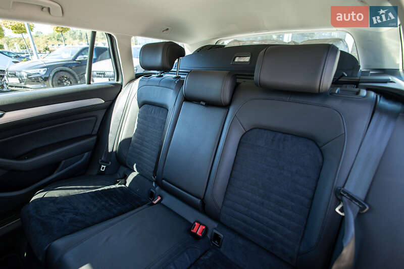 Универсал Volkswagen Passat 2018 в Львове фото 10 Универсал Volkswagen Passat 2018 в Львове