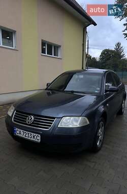 Седан Volkswagen Passat 2003 в Умани