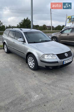 Універсал Volkswagen Passat 2004 в Львові