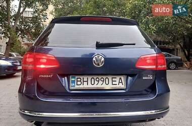 Универсал Volkswagen Passat 2012 в 