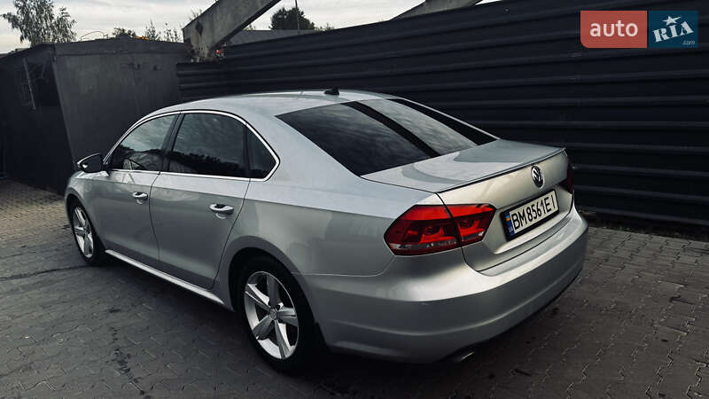 Седан Volkswagen Passat 2011 в Сумах