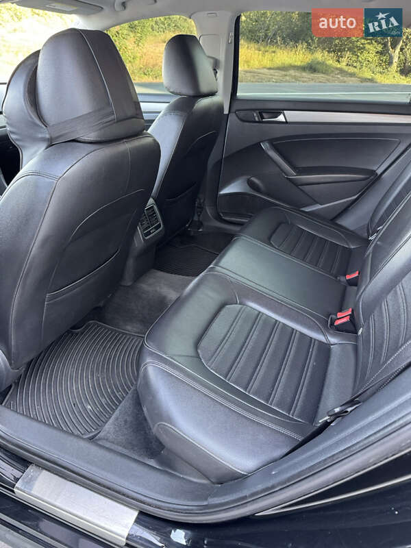 Седан Volkswagen Passat 2014 в Ужгороді фото 19 Седан Volkswagen Passat 2014 в Ужгороді