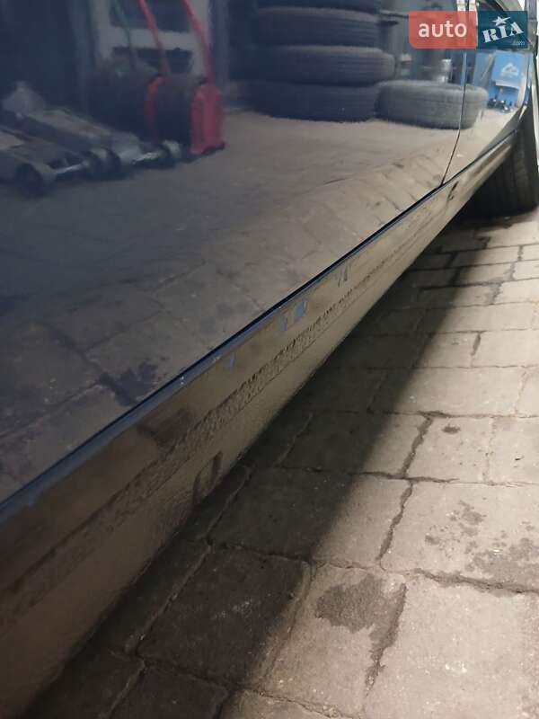 Універсал Volkswagen Passat 1994 в Сваляві