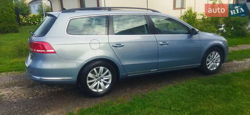 Універсал Volkswagen Passat 2013 в Кременці