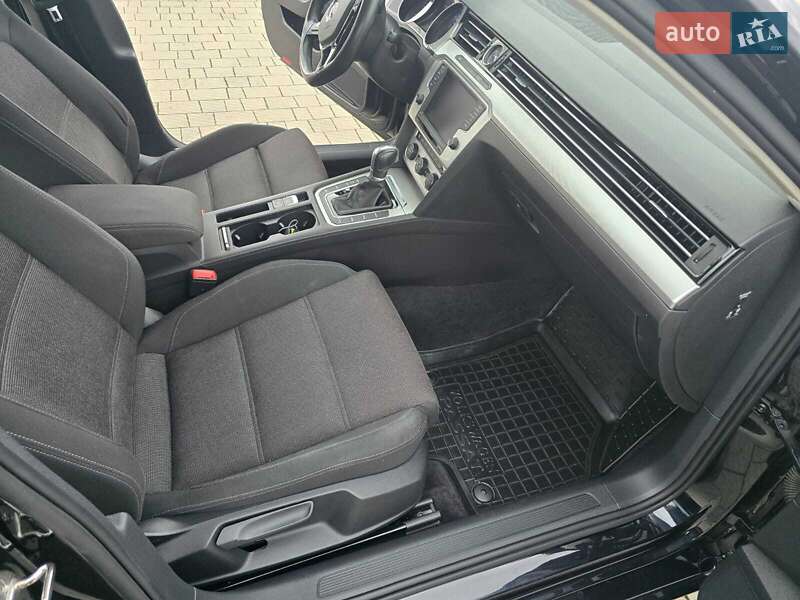 Универсал Volkswagen Passat 2016 в Стрые