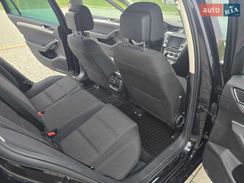 Универсал Volkswagen Passat 2016 в Стрые