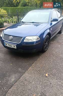 Седан Volkswagen Passat 2001 в Дубні