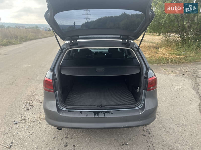 Универсал Volkswagen Passat 2012 в Ставище