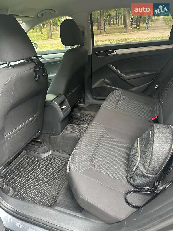 Седан Volkswagen Passat 2018 в Кривом Роге фото 9 Седан Volkswagen Passat 2018 в Кривом Роге