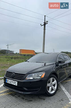 Седан Volkswagen Passat 2013 в Винниках