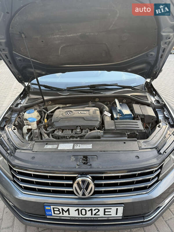 Седан Volkswagen Passat 2016 в Сумах