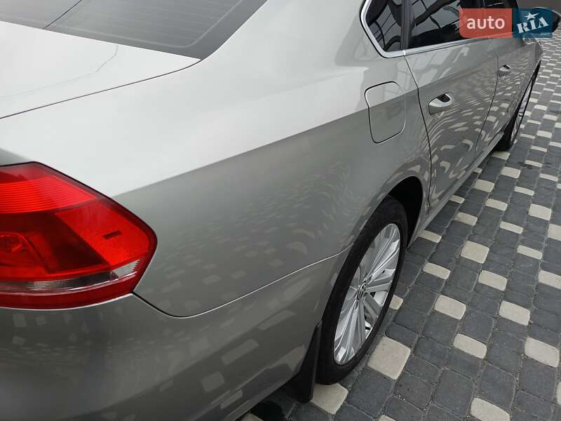 Седан Volkswagen Passat 2012 в Шепетівці