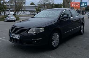 Седан Volkswagen Passat 2007 в Киеве