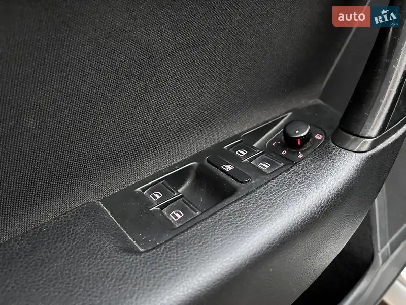 Volkswagen Passat 2014 VIN WVWZZZ3CZFE055173 фото оголошення 11 з 47