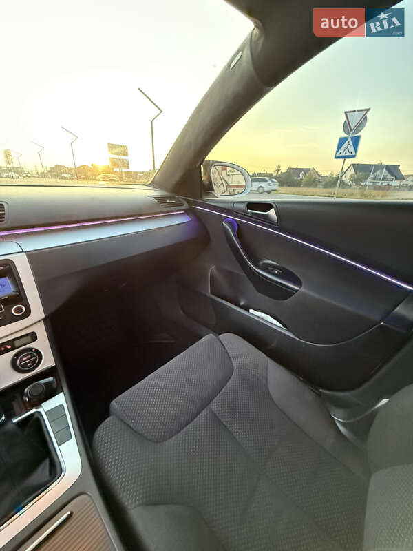 Универсал Volkswagen Passat 2008 в Луцке