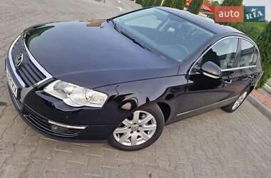 Седан Volkswagen Passat 2009 в  фото 54 Седан Volkswagen Passat 2009 в