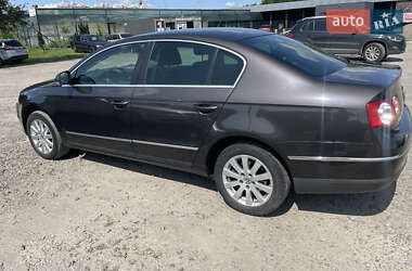 Седан Volkswagen Passat 2007 в Владимирце