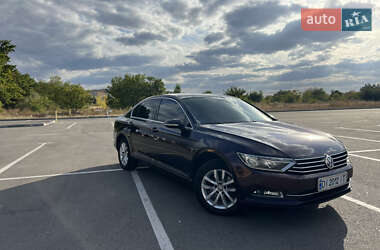 Седан Volkswagen Passat 2016 в Кропивницком