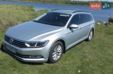 Универсал Volkswagen Passat 2016 в Тернополе