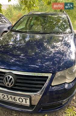 Универсал Volkswagen Passat 2006 в Бродах