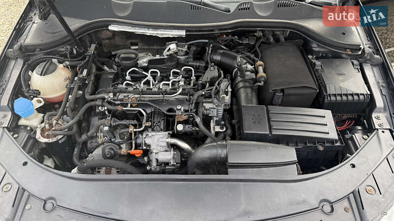 Седан Volkswagen Passat 2010 в Калуше