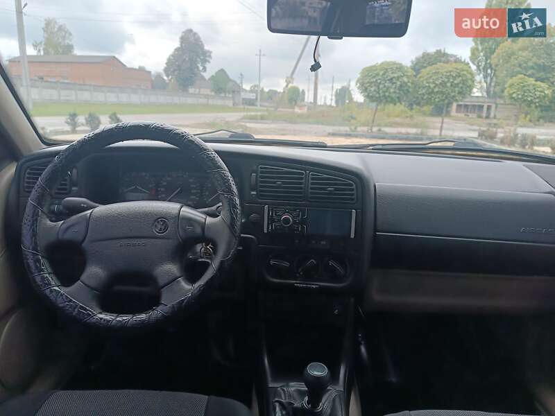 Седан Volkswagen Passat 1995 в Вінниці фото 10 Седан Volkswagen Passat 1995 в Вінниці