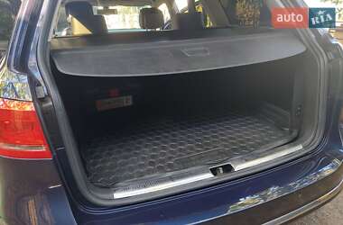 Универсал Volkswagen Passat 2012 в 