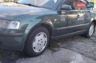 Седан Volkswagen Passat 1999 в  фото 9 Седан Volkswagen Passat 1999 в