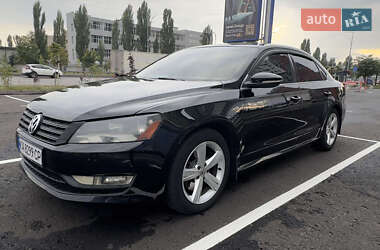 Седан Volkswagen Passat 2011 в Киеве