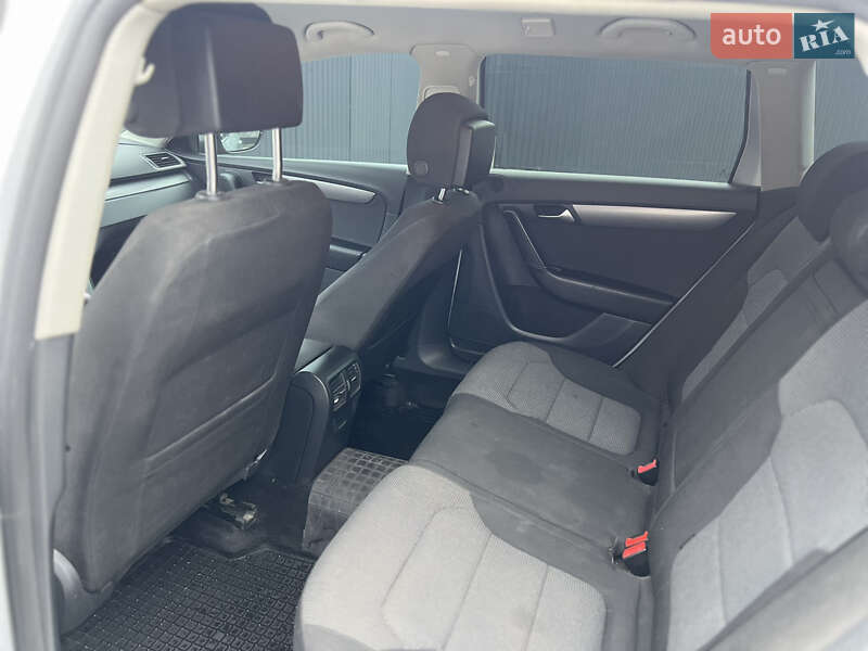 Универсал Volkswagen Passat 2011 в Ярмолинцах фото 13 Универсал Volkswagen Passat 2011 в Ярмолинцах