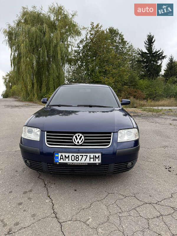 Седан Volkswagen Passat 2003 в Бердичеві