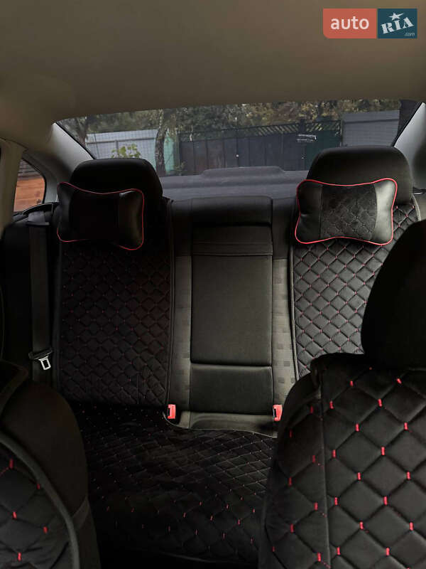 Седан Volkswagen Passat 2003 в Бердичеві