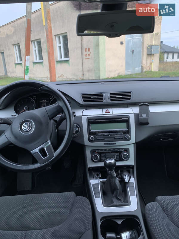 Универсал Volkswagen Passat 2010 в Дерно фото 5 Универсал Volkswagen Passat 2010 в Дерно