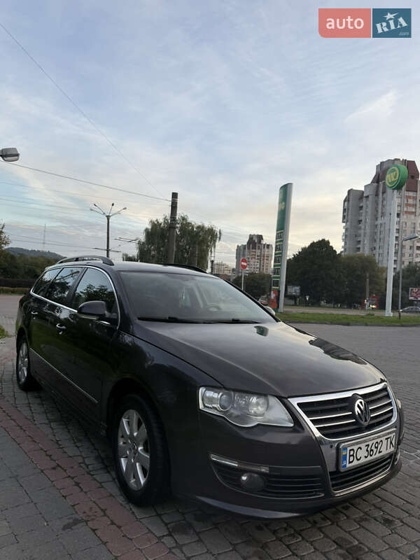 Универсал Volkswagen Passat 2009 в Львове