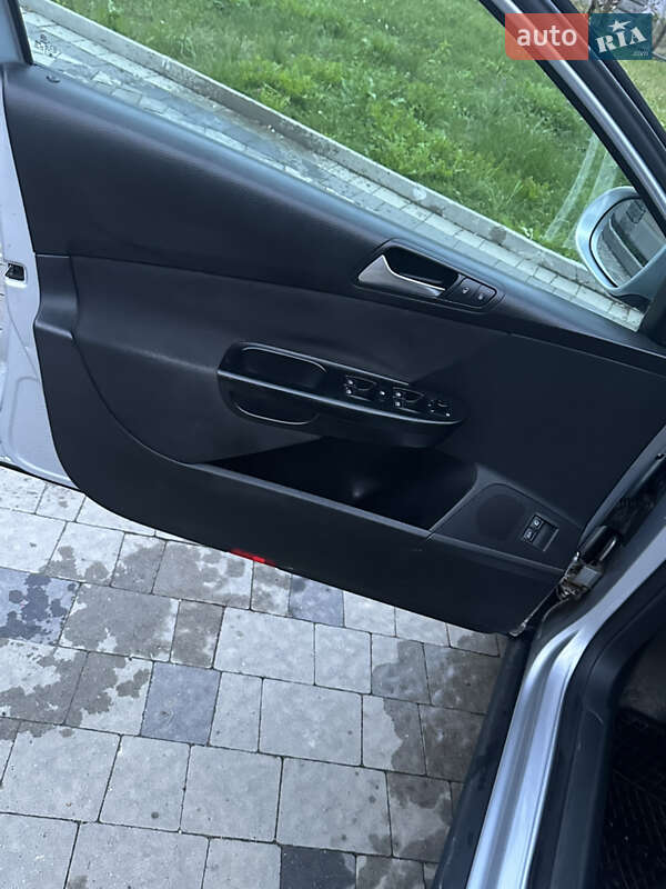 Універсал Volkswagen Passat 2008 в Дубовому фото 15 Універсал Volkswagen Passat 2008 в Дубовому