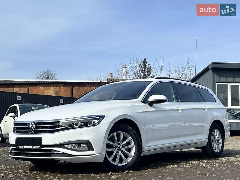 Универсал Volkswagen Passat 2021 в Луцке